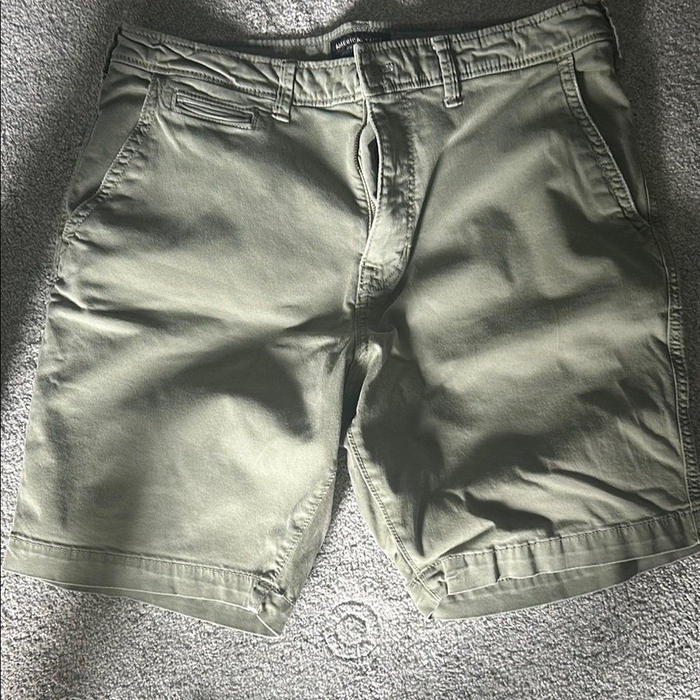 Men's American Eagle AE Olive Green Shorts